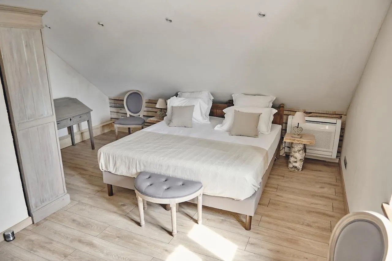 Le Pas De Moineau Villa Lhuis Holiday home
